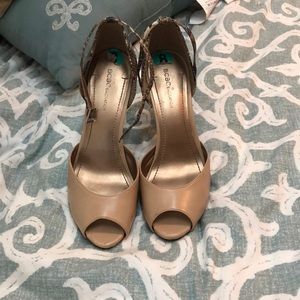 super cute heels 4 inch snake skin